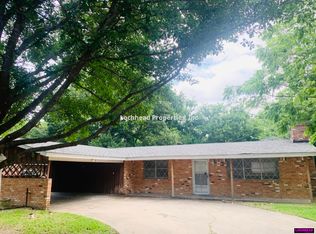 204 Collins Dr, Terrell, TX