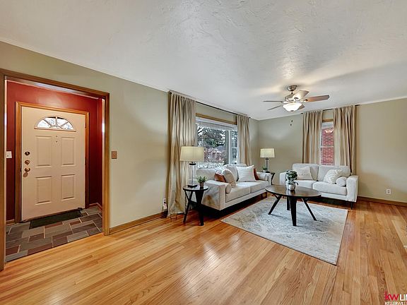 5th image of 3011 S 41st St
