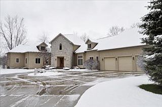 2nd image of 52 Lynwood Dr