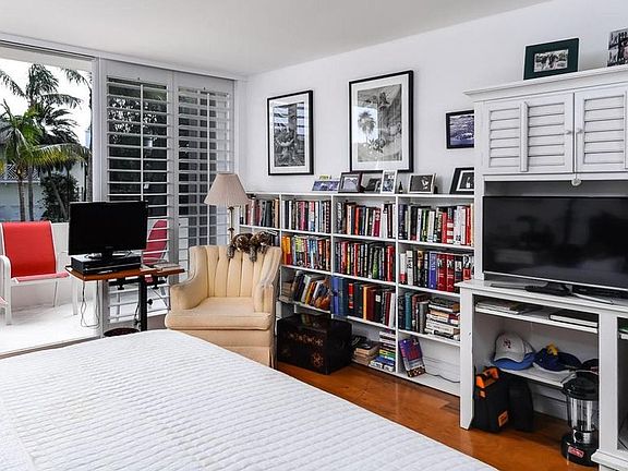 2nd image of 130 Sunrise Ave #2120