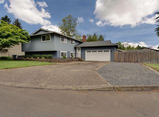 7130 Shawn Ct, Gladstone, OR 97027