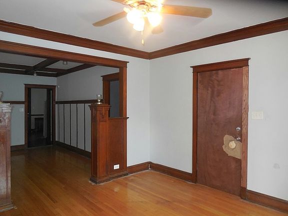 3rd image of 1108 N Leclaire Ave