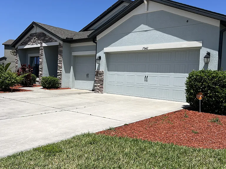 7942 Roma Dune Dr — Photo 1