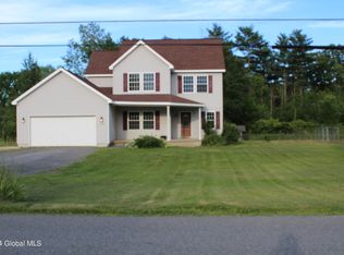 118 Green Barn Rd, Hudson Falls, NY 12839