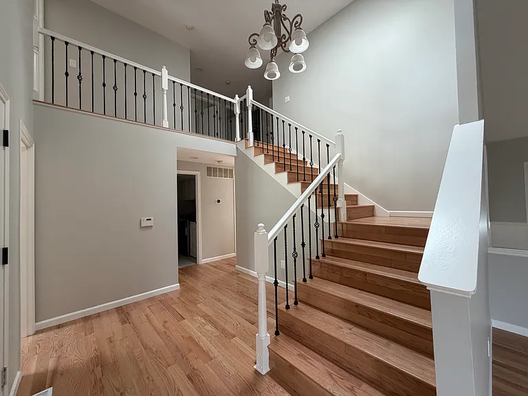 14201 NE 27th St — Photo 13