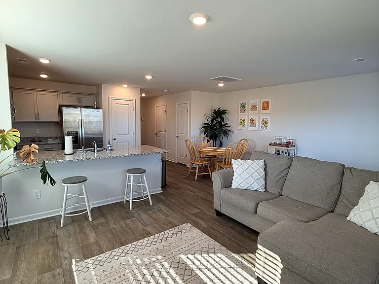 3609 Sedge Dr #6 — Photo 4