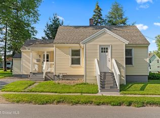 49 Briggs St, Johnstown, NY 12095