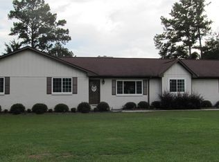 205 Friendship Cir, Clanton, AL 35045