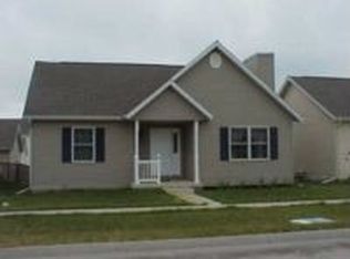 1308 Montgomery St, Urbana, IL 61802