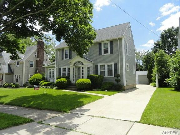 3rd image of 953 McKinley Ave
