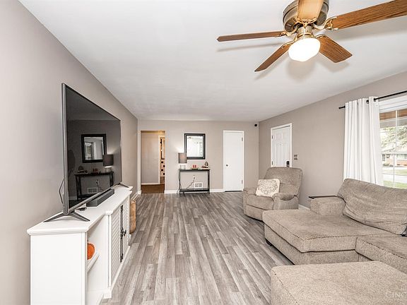 3rd image of 101 Brelsford Ave