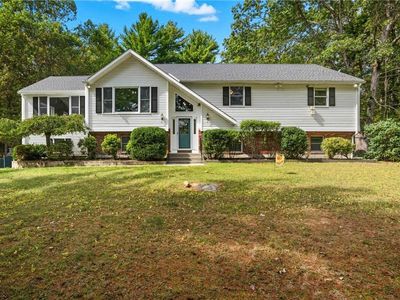 50 Isle Of Capri Rd, Coventry, RI, 02816