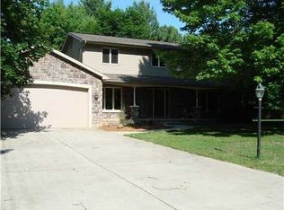 4527 Petoskey Dr, Williamston, MI 48895