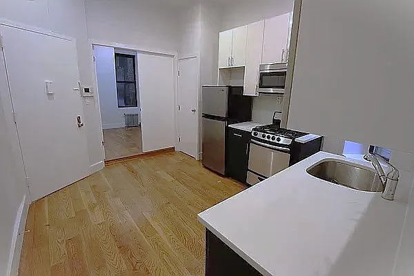 Rented by Luxor Homes & Investment Realty | media 2