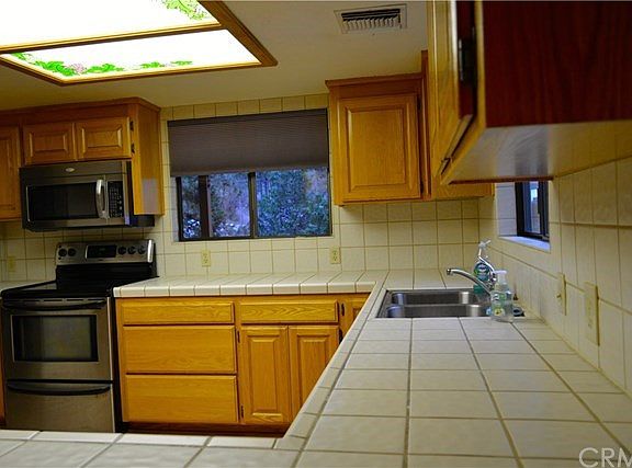 4th image of 56358 Marina View Ct