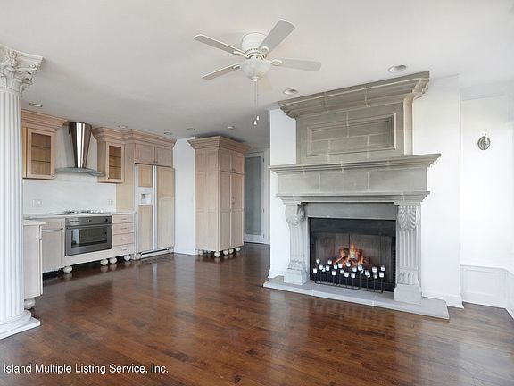 4th image of 31 Hylan Blvd APT 9A