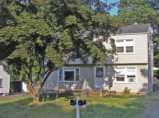 17 Potter Rd, Seymour, CT 06483
