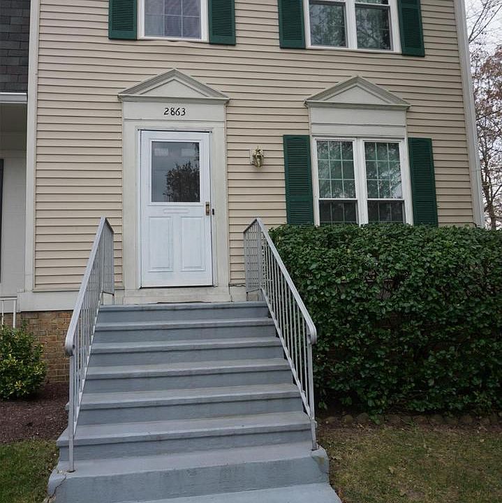 1st image of 2863 Madeira Ct