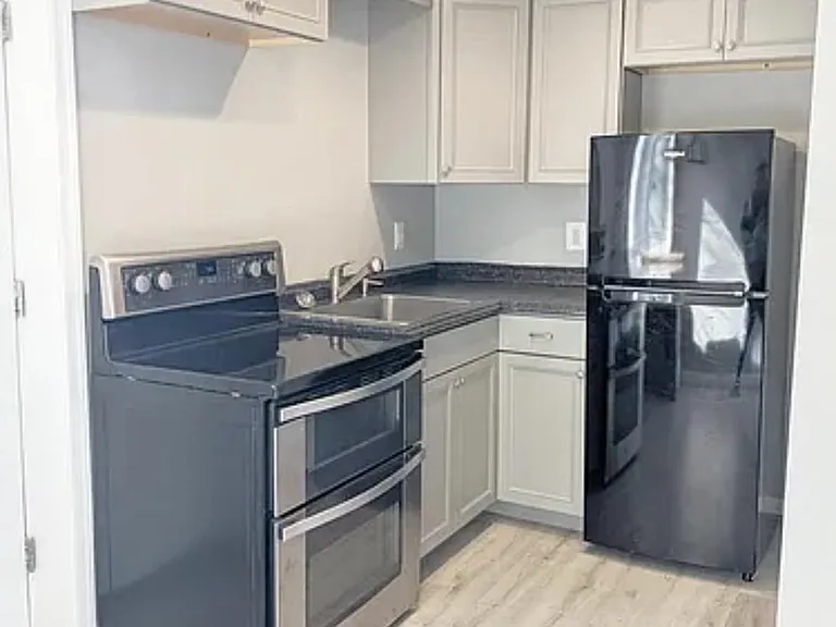 9003 Merrimack Dr — Photo 3