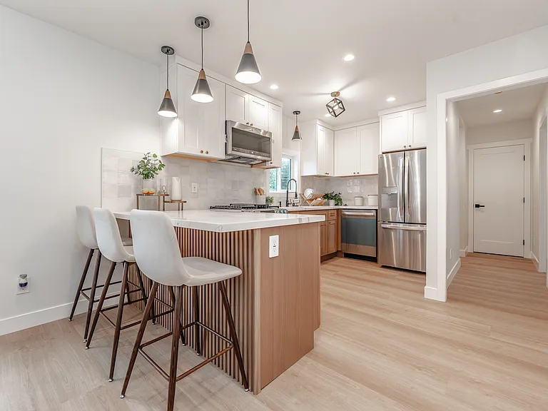 8629 Guthrie Ave — Photo 14