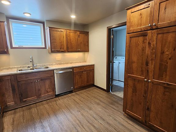 5th image of 1293 Highland Dr