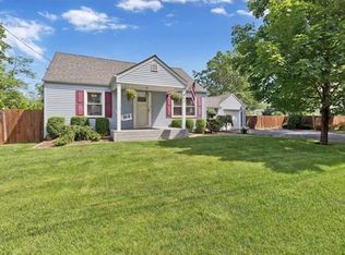 40 Kensington Ave, Old Bridge, NJ 08857