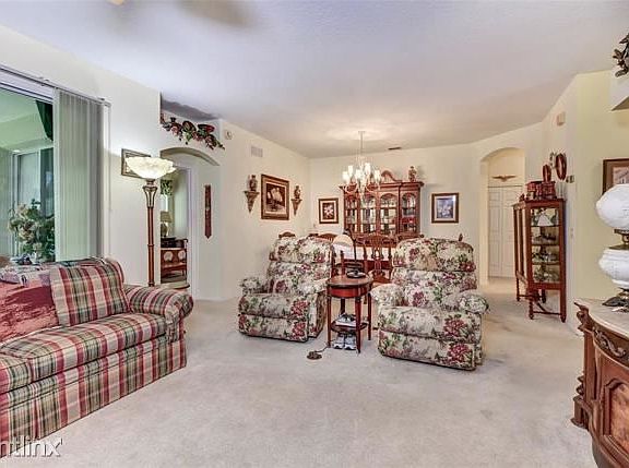 3rd image of 316 Fernhill Dr