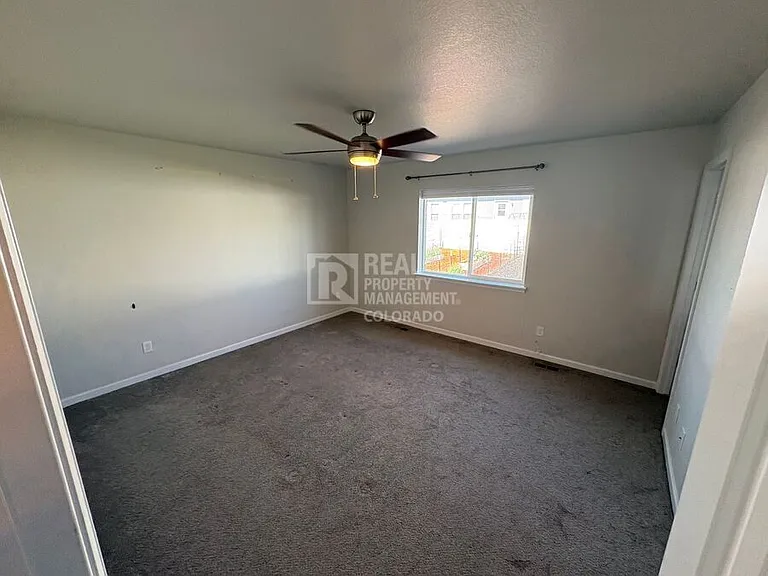 4209 Yellowbells Dr — Photo 9