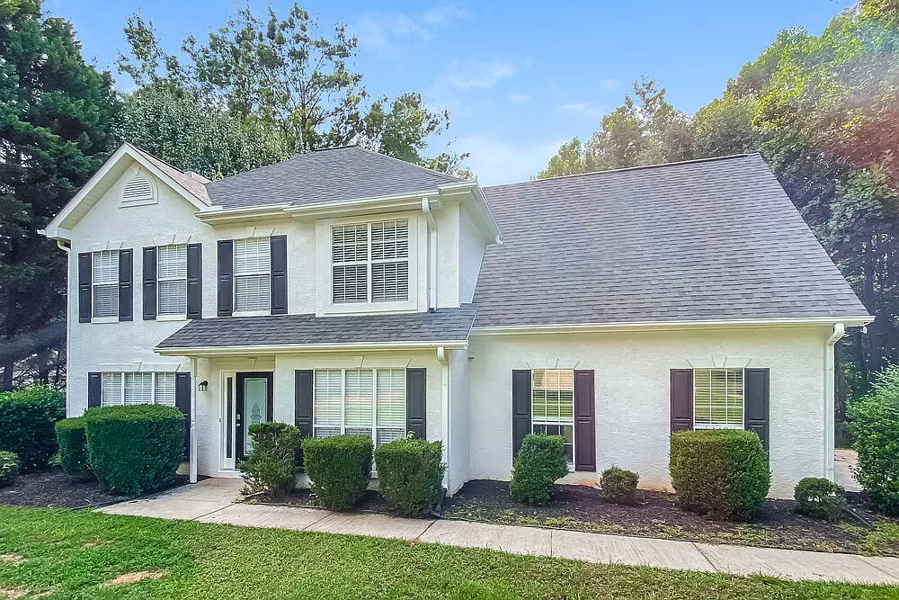 3 bed, 2.5 bath, 1867 sqft, $2,370 — Photo 4