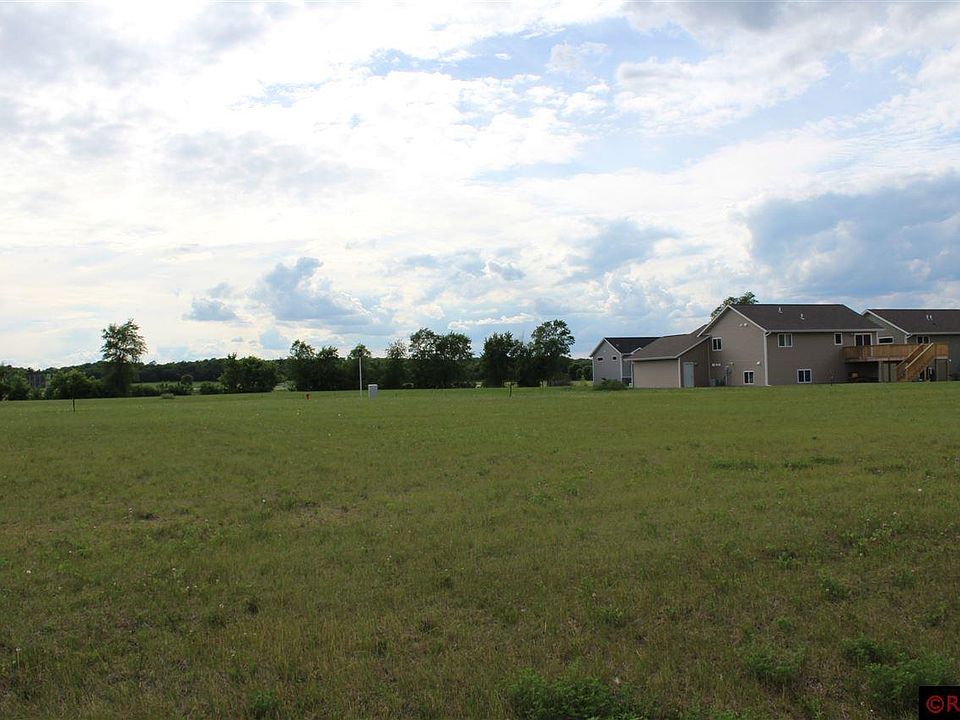 2nd image of 2016 Pratt Cir