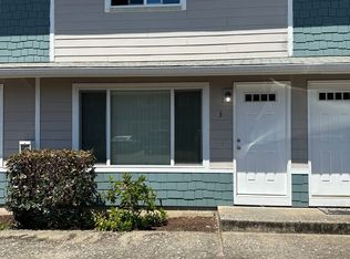 165 S 9th St APT 3, Lebanon, OR 97355