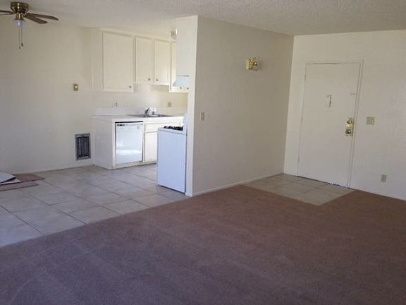 5th image of 137 Avenida Las Brisas APT C