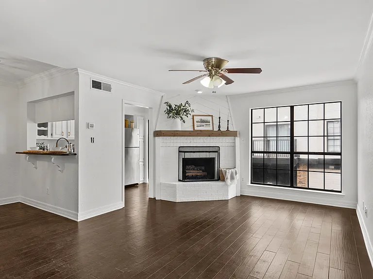 3100 Fairfield Ave #12A — Photo 4