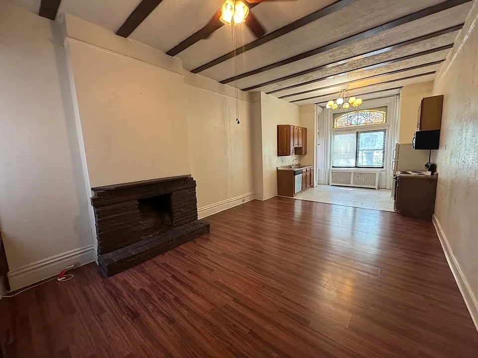 816 Cedar Avenue