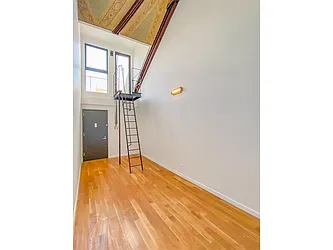 Rented by MySpaceNYC