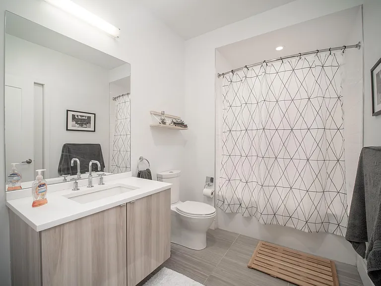 2 W 6th St #205 — Photo 8