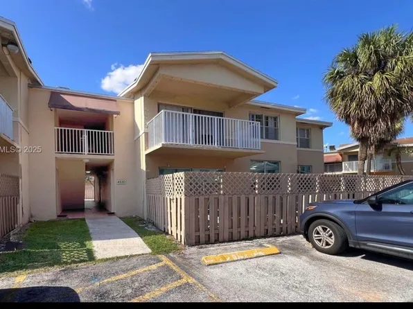 4530 NW 79th Ave APT 2A, Doral, FL 33166