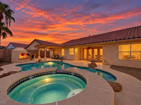1221 Blazing Sand St, Las Vegas, NV 89110