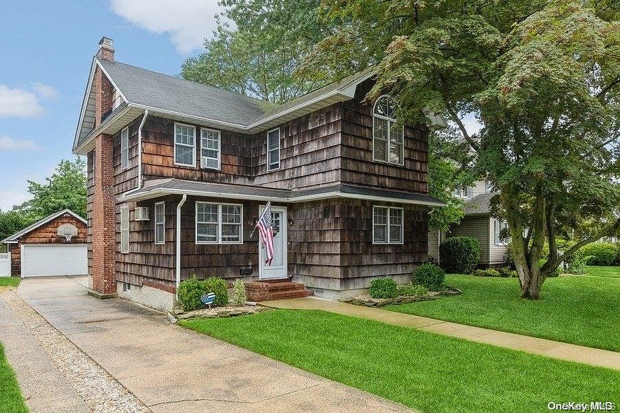 1st image of 15 Denton Avenue
