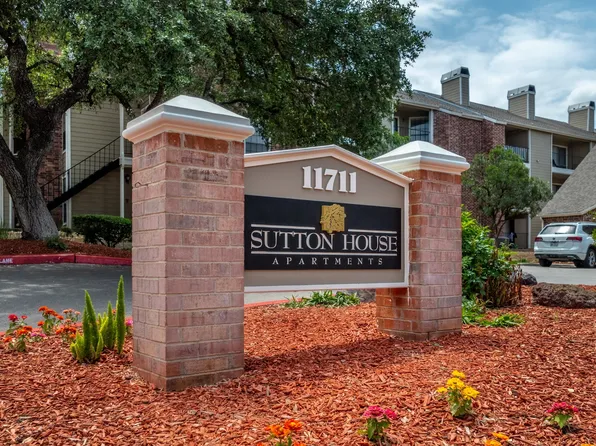 Sutton House Apartments