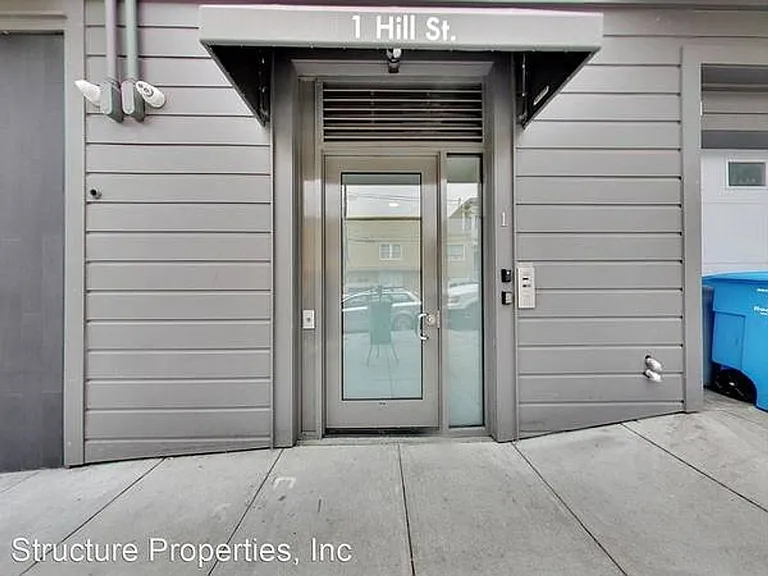 1 Hill St #202 — Photo 14