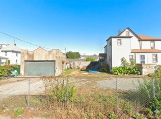 111 Wahl Avenue, Inwood, NY 11096