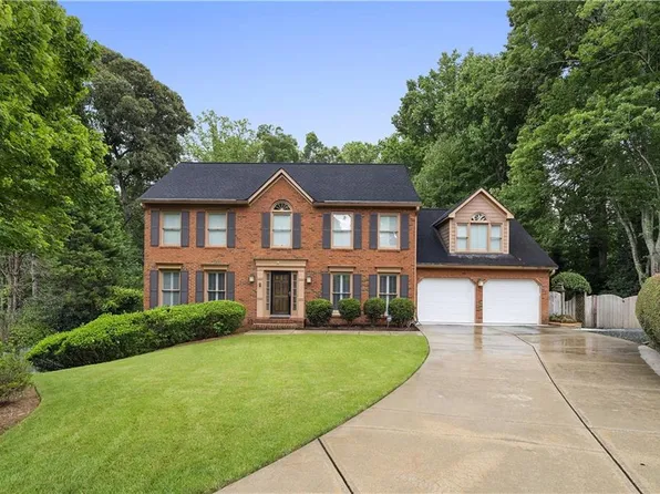 2792 Crown Mill Ct, Marietta, GA 30068