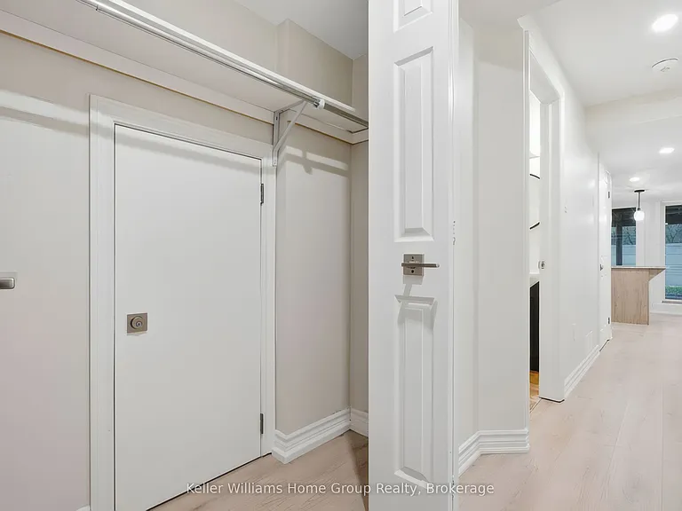 33 Milson Cres #LOWER — Photo 12