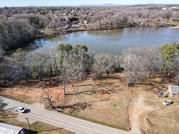 5th image of 436/438 Berry Shoals Rd