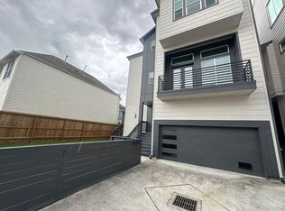 1535 W 24th St #E, Houston, TX 77008