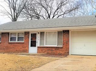 1513 Pipher Ln, Manhattan, KS 66502