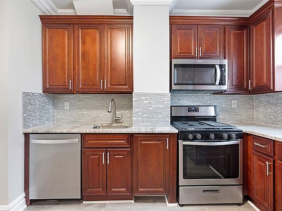 2nd image of 214 Olean Ave