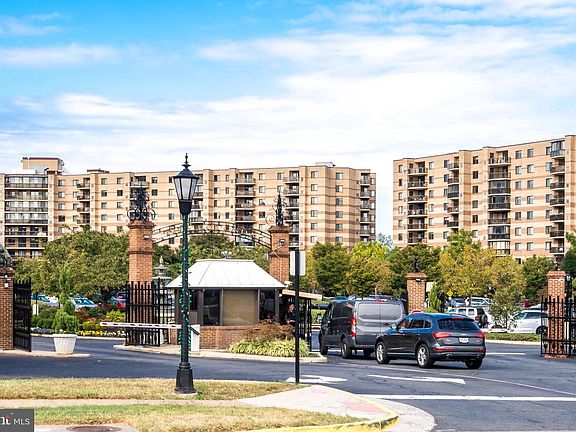 3rd image of 8360 Greensboro Dr APT 306