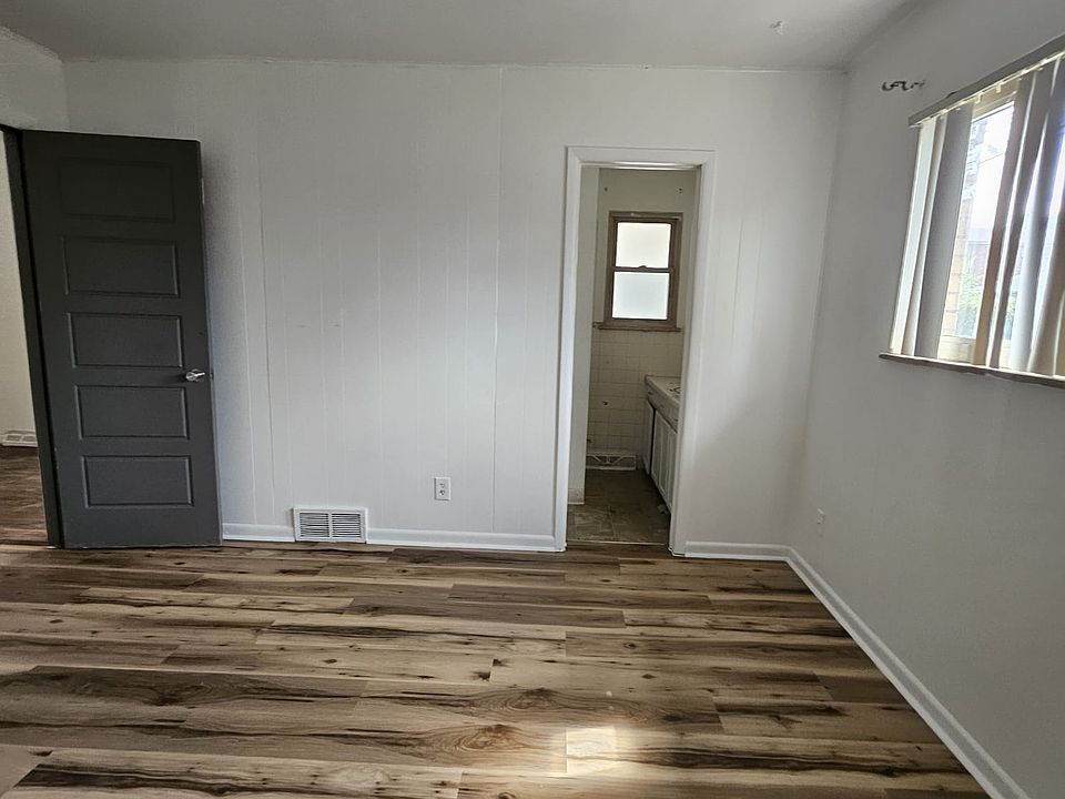 1st image of 1385 Moline St #2